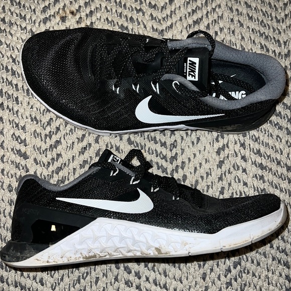 NIKE Metcon 3 - Picture 2 of 2